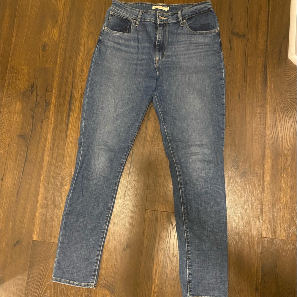 Levi’s skinny jeans